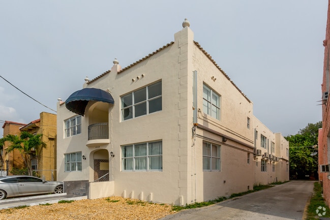 1529 SW 7TH Street Apartments - 1529 SW 7TH Street Apartments