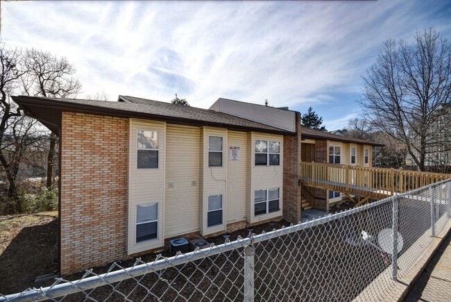 Table Rock Apartments