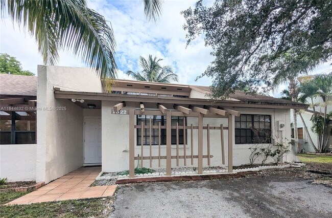 Photo - 1322 Sandpiper Blvd