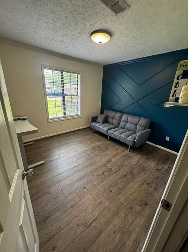 Photo - Charming 3-Bedroom Home on a Quiet Cul-de-Sac