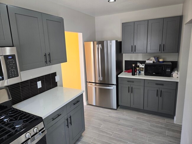 Building Photo - 902 Elder Ct Unit 900 Rental
