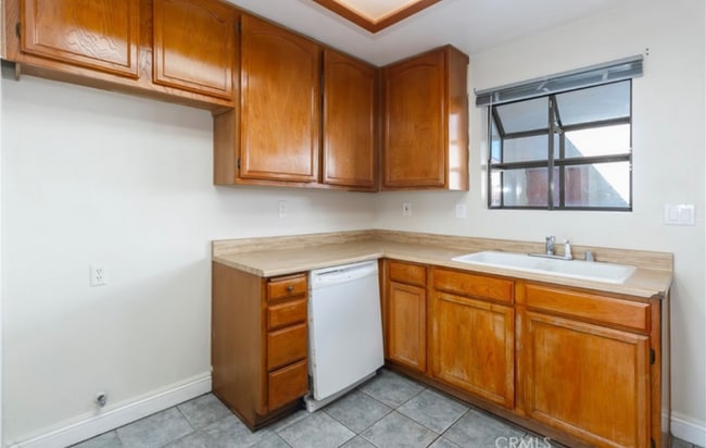 Photo - 2260 E Ave Q4