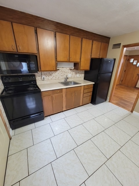 Building Photo - 3420 N 51st St