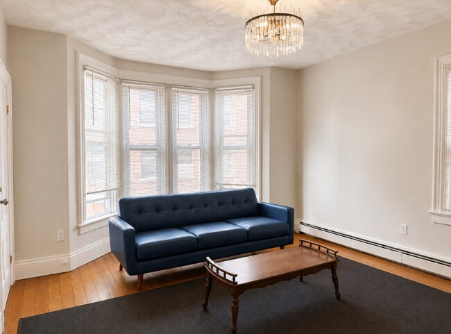 Building Photo - 150 De Pasquale Ave Unit U2