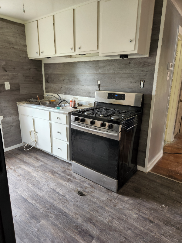 Photo - 4706 Roxie St