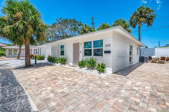 Building Photo - 1137 N Moonmist Ct Unit L-7 Rental