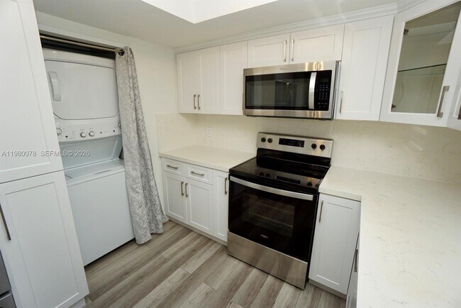 Photo - 14970 SW 49th Ln