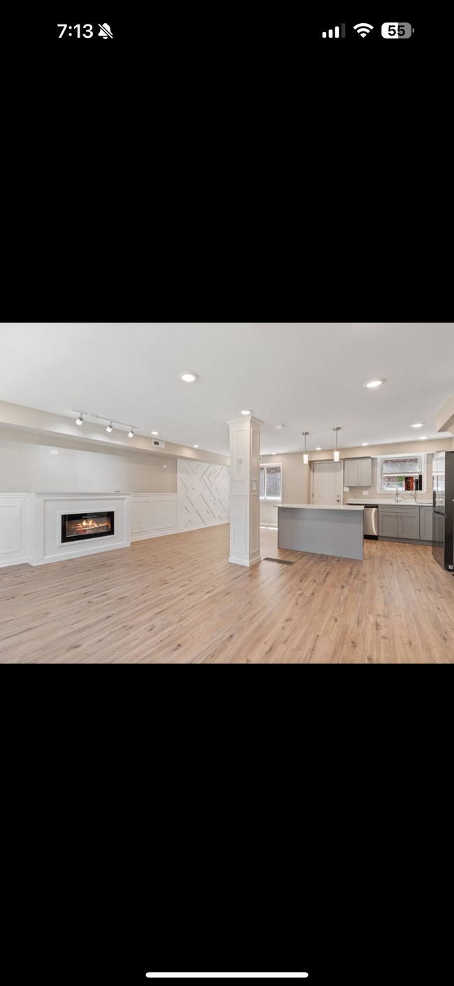 Photo - 8325 S Ingleside Ave