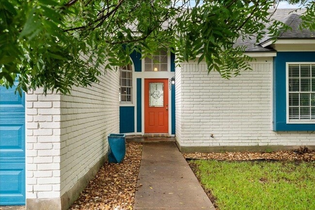 2205 Cedar Branch Dr
