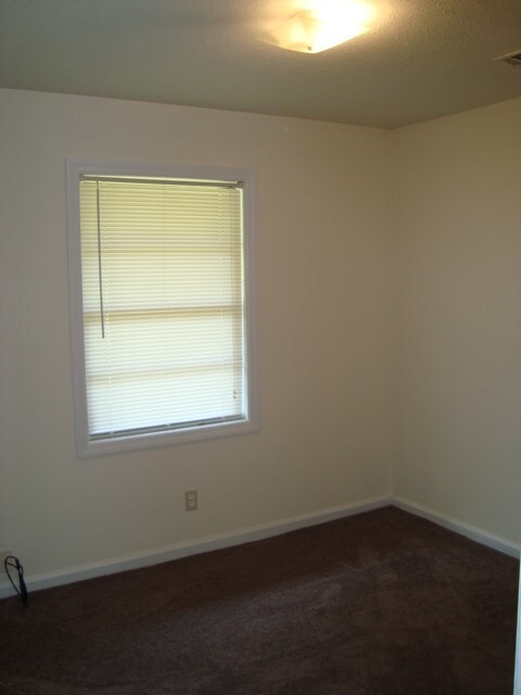 Photo - Nice Three Bedroom and One Bath Home Avail...