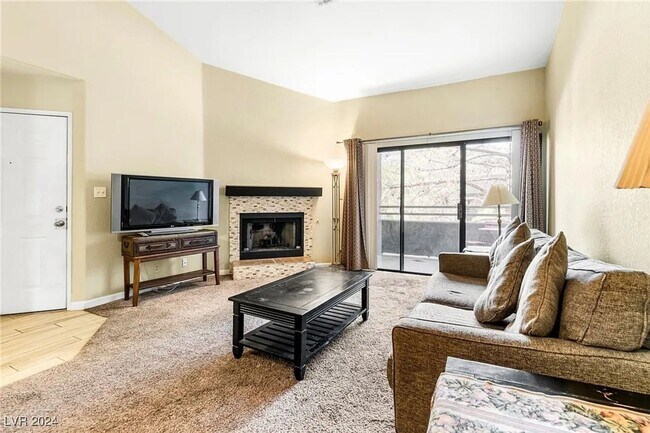 Building Photo - 5020 S Rainbow Blvd