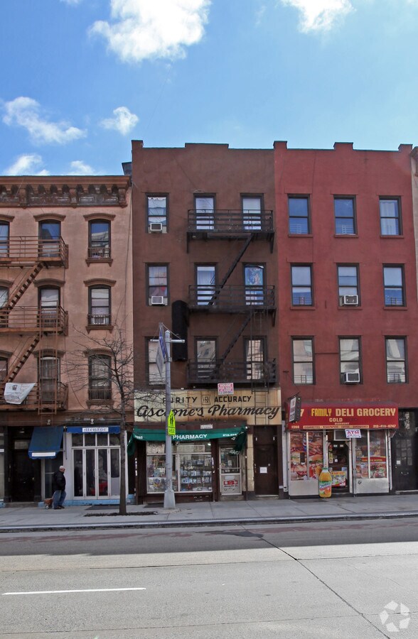 Photo - 2268 First Ave