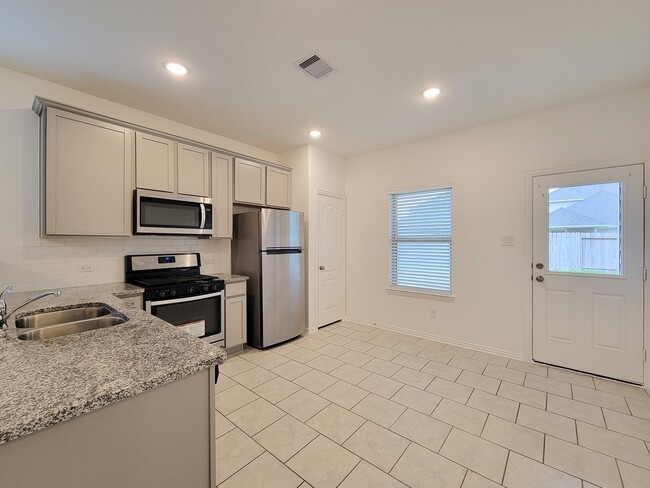 Photo - 31351 Horseshoe Meadow Bend Ln
