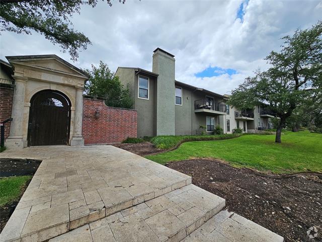 Building Photo - 5836 Birchbrook Dr Unit 131 Rental