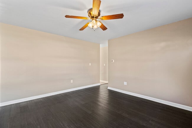 Photo - 3465 Alamosa Dr