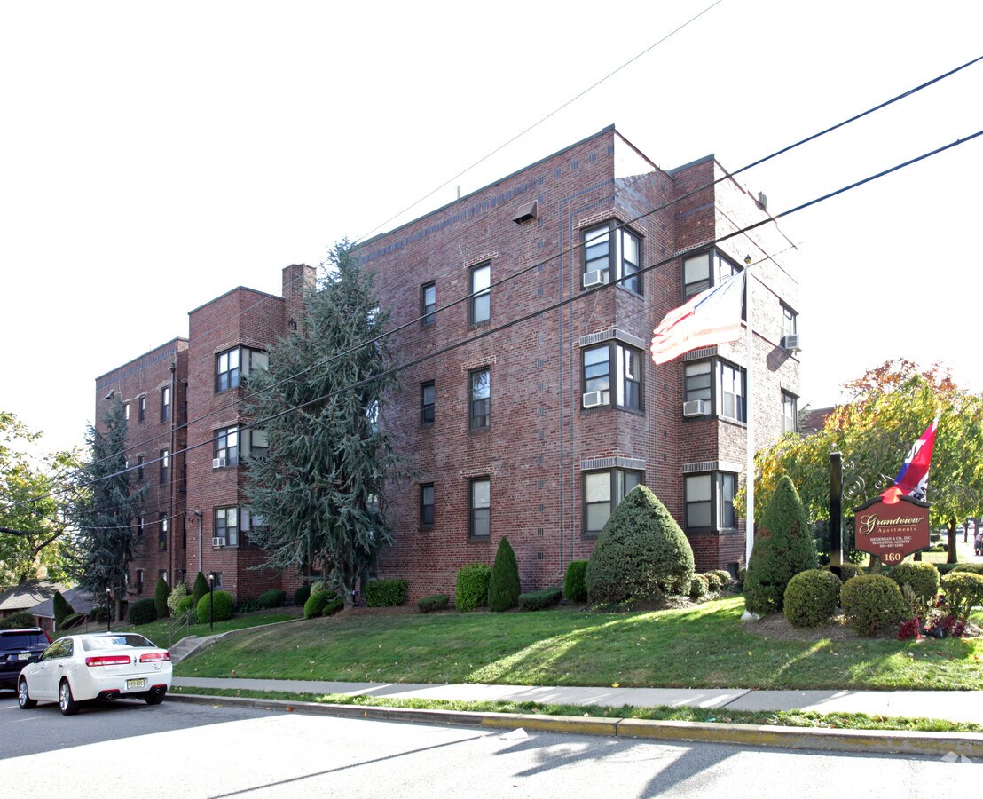 Grandview Apartments - Grandview Apartments