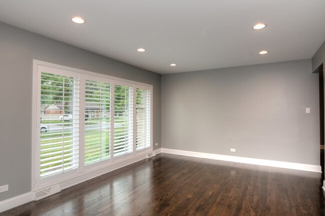 465 W Fremont Ave