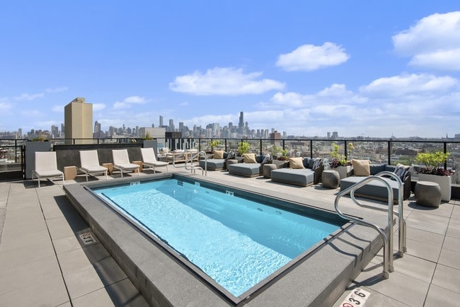 Pool - Wicker Park Connection