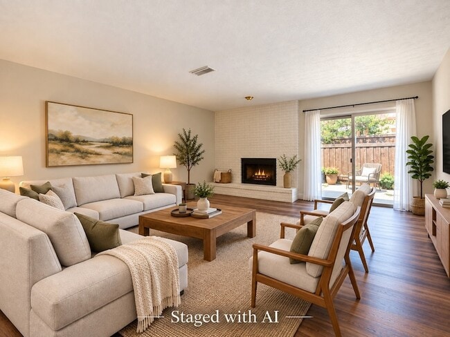 Photo - 15531 Mosscove Cir