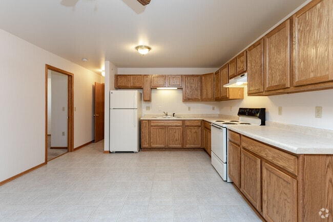 1HAB, 1BA - Colonial Manor Apartments