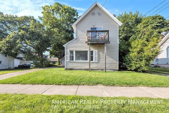 Building Photo - 810 Hovey St SW Unit 2