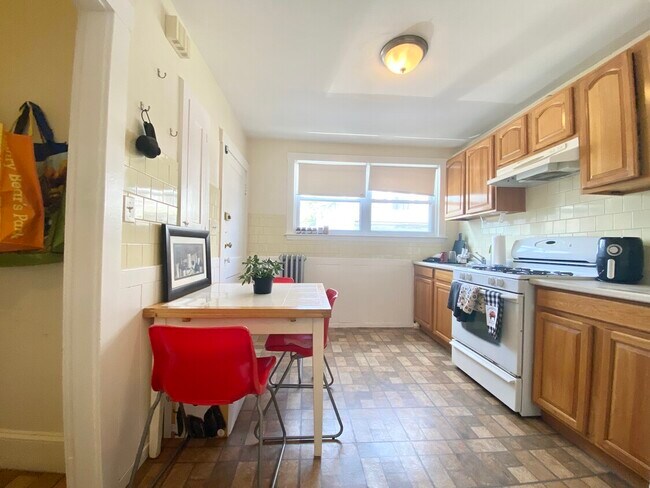 Photo - 112 Allston St