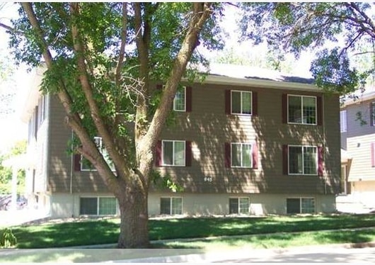 Photo - Spring Hill Apartments