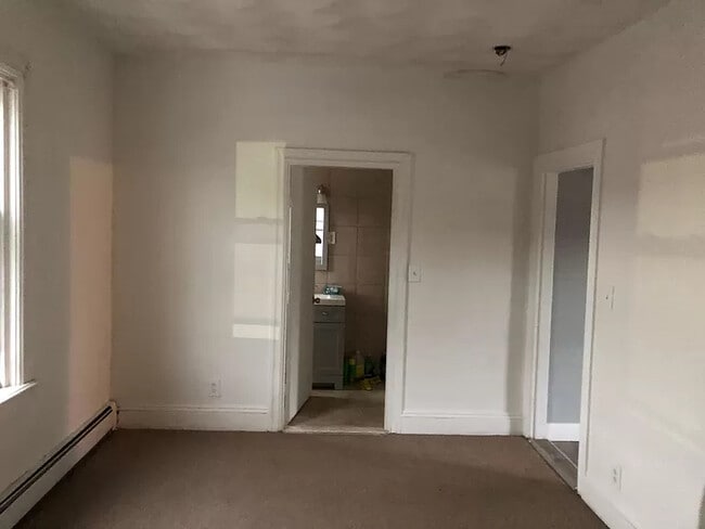 Photo - 635 Fall River Ave Unit 2A