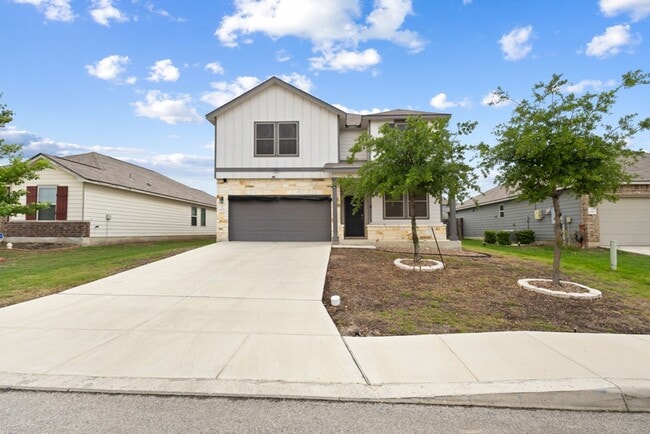 Photo - 4 Bedroom/2.5 Bath Paloma Subdivision