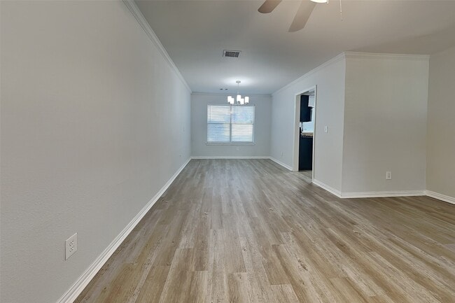Photo - 4012 Cedarwood Dr