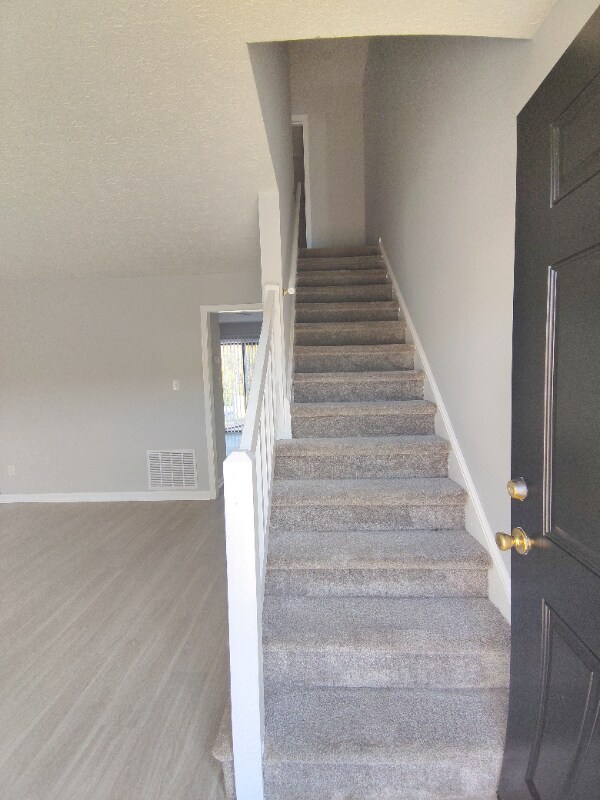 Photo - 4 Ferguson Dr