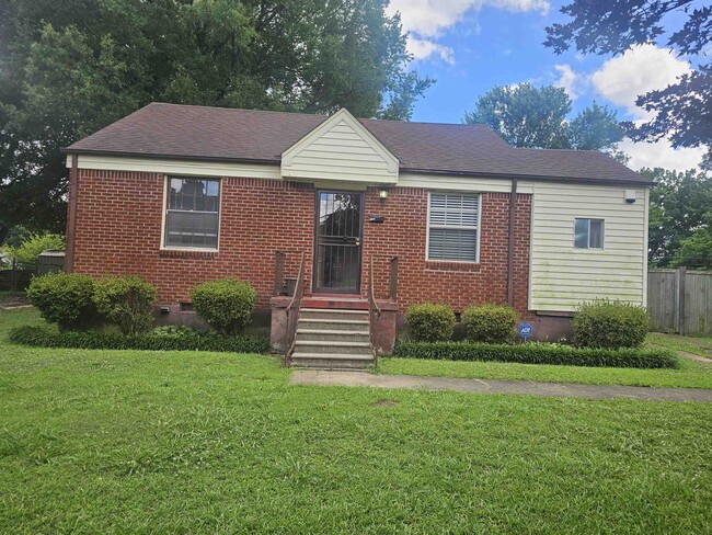 Building Photo - 3477 Kimball Ave