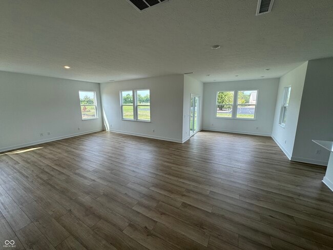 1124 Tansley Ln