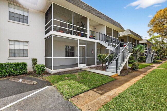 Plantation Apartments