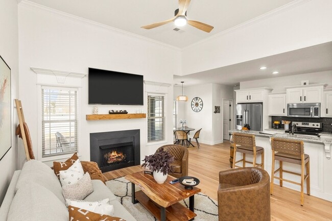 221 Waldron View Dr