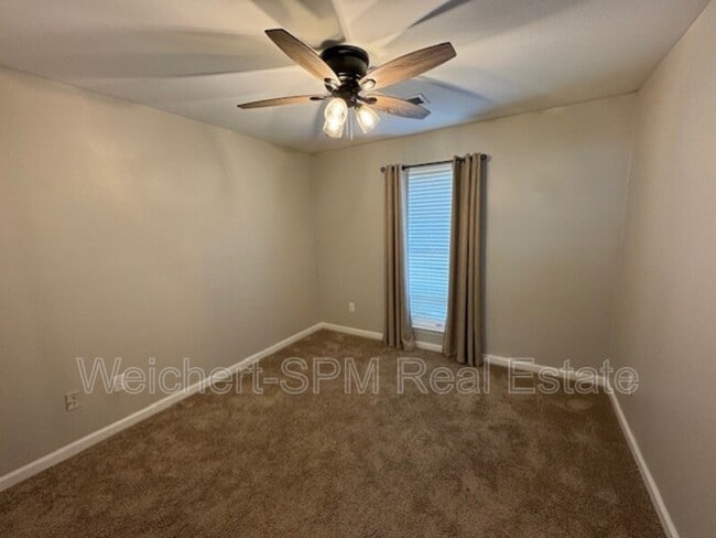 Photo - 6353 Thistle Point