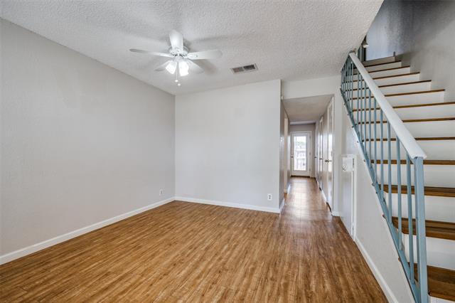 Photo - 604 Meadow View Ct Unit 3