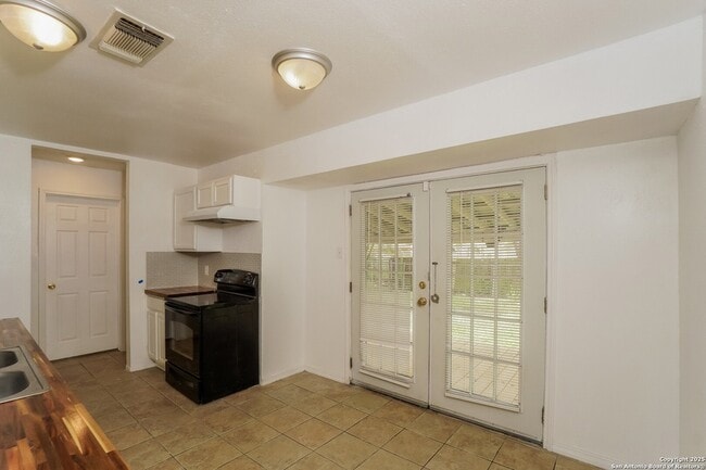 Photo - 5916 Mission Sunrise