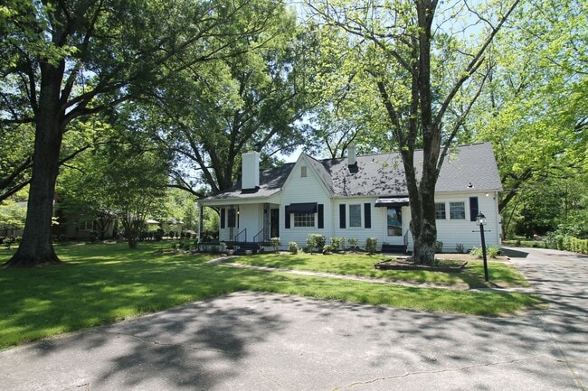 Photo - Exclusively Offered By Muse Realty Rentals, LLC
