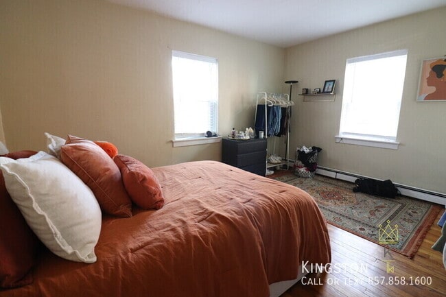 Photo - 38 Beechcroft St Unit 2R
