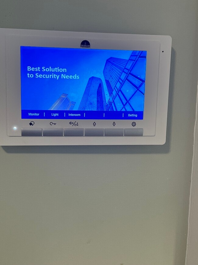 Photo - 231 Martense St Unidad 2F