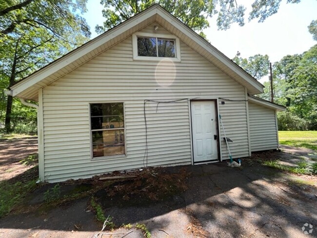 Building Photo - Renovated 1 Bedroom 1 Bath Loft for Rent!!