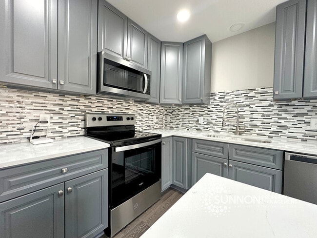 Photo - Beautifully Remodeled 3BR/2.5BA Townhome