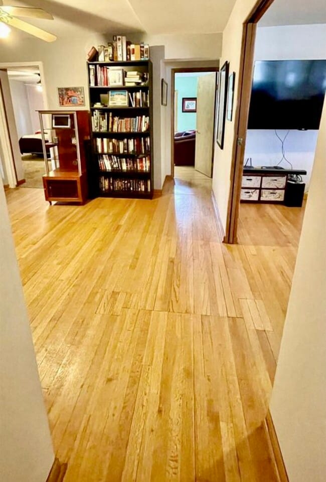 Photo - 1820 Fisher St