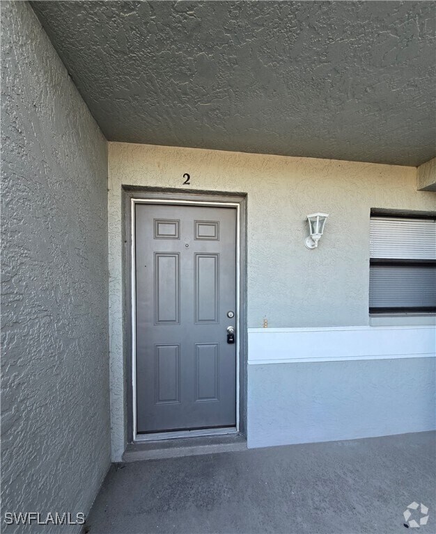 Building Photo - 4815 Triton Ct E Unit 2 Rental