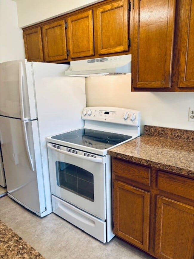 Photo - Beautiful 2 bedroom upper condo with 1 car garage, Harrison Township