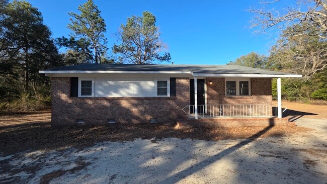 Photo - 221 Still Rd