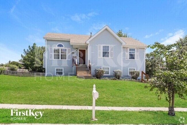 Building Photo - 11623 N Windsor Ave Rental