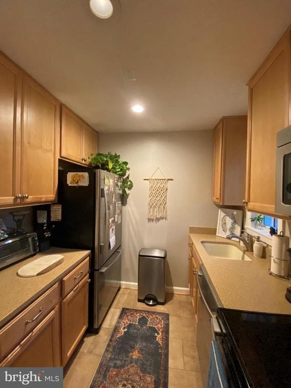 Photo - 1714 W Abingdon Dr Unit 102