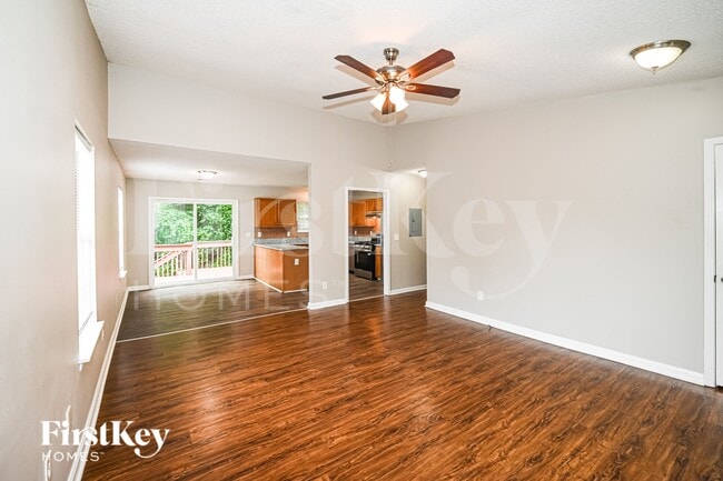 812 Silver Ct